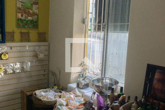 Casa à venda com 3 quartos, 240m² em Bela Vista, São Paulo