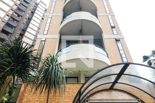 Fachada de apartamento à venda com 2 quartos, 169m² em Jardim, Santo André