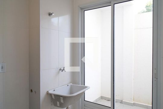 Área de Serviço de apartamento para alugar com 2 quartos, 70m² em Vila Santa Clara, Sorocaba