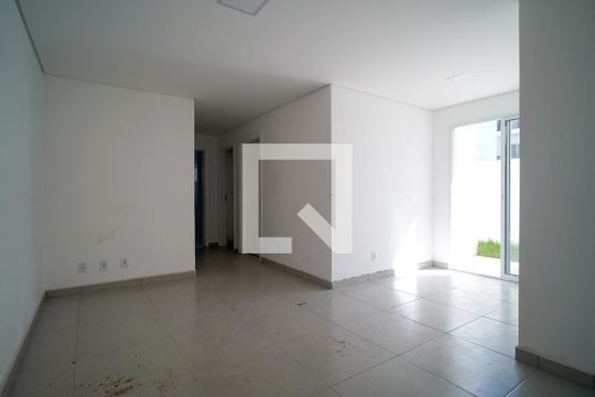 Sala de apartamento para alugar com 2 quartos, 70m² em Vila Santa Clara, Sorocaba