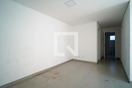 Sala de apartamento para alugar com 2 quartos, 70m² em Vila Santa Clara, Sorocaba
