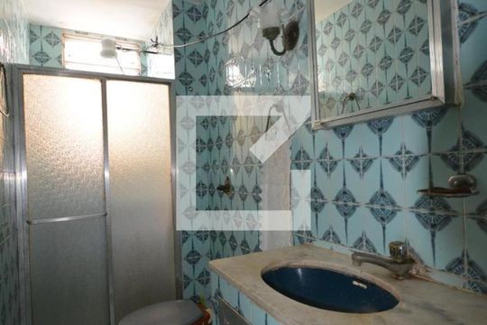 Banheiro Social de apartamento para alugar com 2 quartos, 80m² em Irajá, Rio de Janeiro