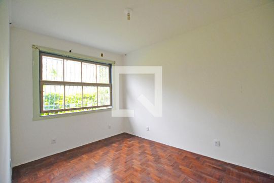 Quarto 2 de casa à venda com 3 quartos, 900m² em Cristal, Porto Alegre