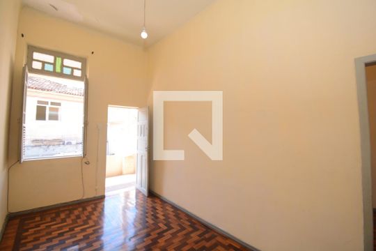 Casa para alugar com 1 quarto, 50m² em Váz Lobo, Rio de Janeiro