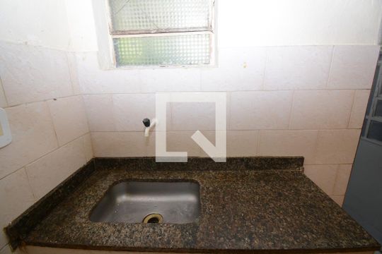 Cozinha de casa para alugar com 1 quarto, 50m² em Váz Lobo, Rio de Janeiro