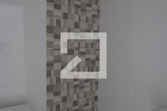 Banheiro
 de apartamento para alugar com 2 quartos, 45m² em Jardim Jaú (zona Leste), São Paulo