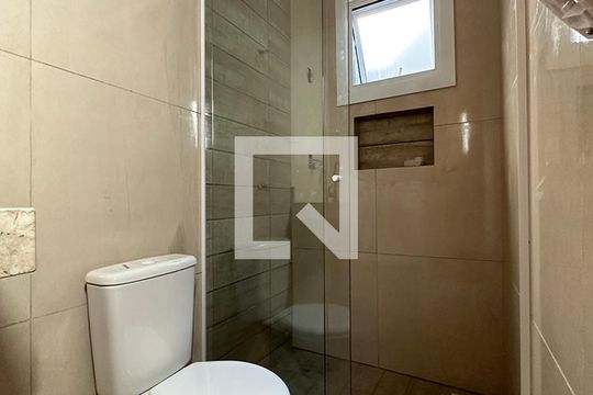 Banheiro de casa para alugar com 1 quarto, 60m² em Scharlau, São Leopoldo
