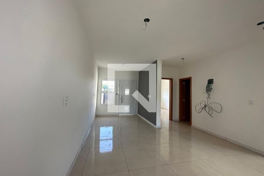 Casa para alugar com 1 quarto, 60m² em Scharlau, São Leopoldo