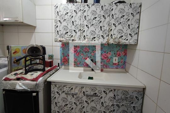 Cozinha e Área de Serviço de apartamento para alugar com 2 quartos, 80m² em Jardim Yeda, Campinas