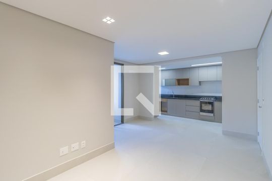 Sala de apartamento à venda com 3 quartos, 140m² em Cidade Nova, Belo Horizonte