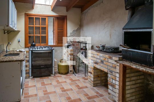 Cozinha e Área de Serviço de casa à venda com 1 quarto, 204m² em Cavalhada, Porto Alegre