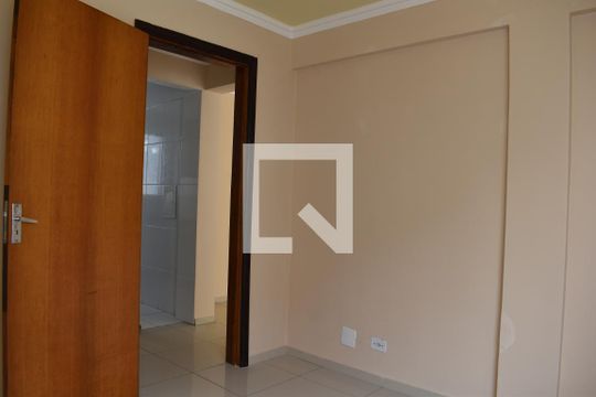 Quarto 1 de apartamento à venda com 3 quartos, 61m² em Vila Izabel, Curitiba