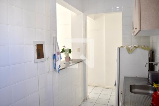 Cozinha de apartamento para alugar com 1 quarto, 50m² em Chame-chame, Salvador