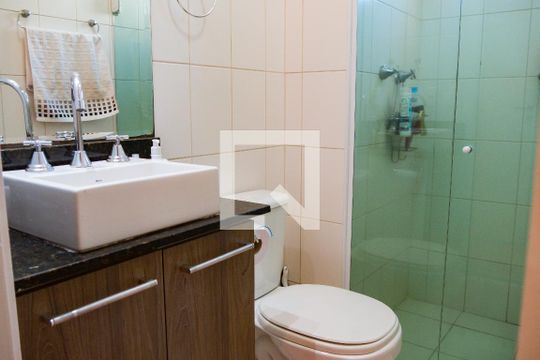 Banheiro da Suíte de apartamento à venda com 2 quartos, 60m² em Campestre, Santo André