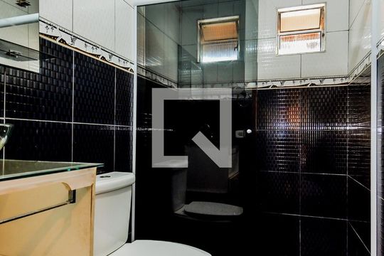 Banheiro de casa para alugar com 2 quartos, 110m² em Jardim Maria Aparecida, Guarulhos