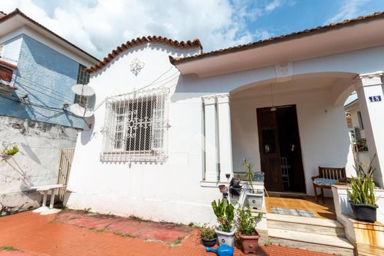 Fachada de casa à venda com 7 quartos, 260m² em Tijuca, Rio de Janeiro