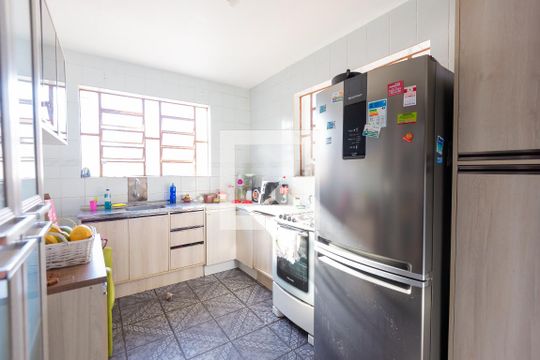 Cozinha de casa à venda com 2 quartos, 200m² em Vila Joao Pessoa, Porto Alegre