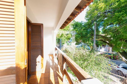 Varanda de casa à venda com 2 quartos, 200m² em Vila Joao Pessoa, Porto Alegre