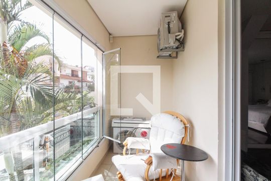 Varanda Suíte 1 de casa à venda com 4 quartos, 430m² em Jardim Textil, São Paulo