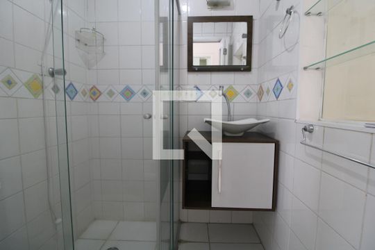 Banheiro de apartamento à venda com 2 quartos, 49m² em Jardim Prudência, São Paulo