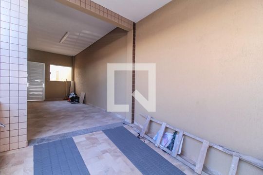 Garagem de casa à venda com 3 quartos, 160m² em Vila Macedopolis, São Paulo