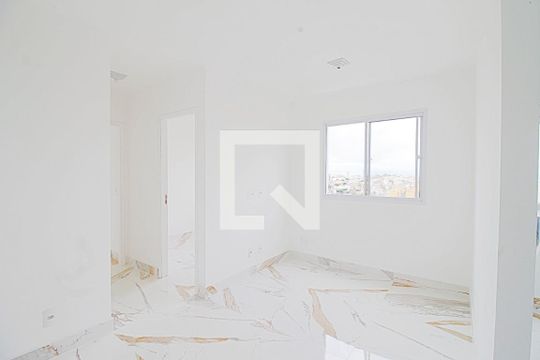 Sala  de apartamento à venda com 2 quartos, 41m² em Parque Arariba, São Paulo