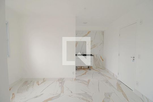 Sala  de apartamento à venda com 2 quartos, 41m² em Parque Arariba, São Paulo