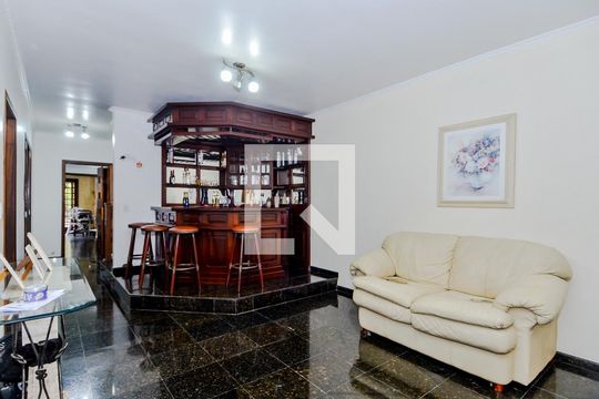 Sala de casa para alugar com 3 quartos, 326m² em Vila Harmonia, Guarulhos