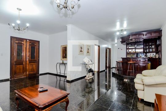 Sala de casa para alugar com 3 quartos, 326m² em Vila Harmonia, Guarulhos