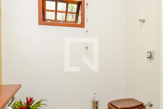 Lavabo  de casa para alugar com 3 quartos, 326m² em Vila Harmonia, Guarulhos