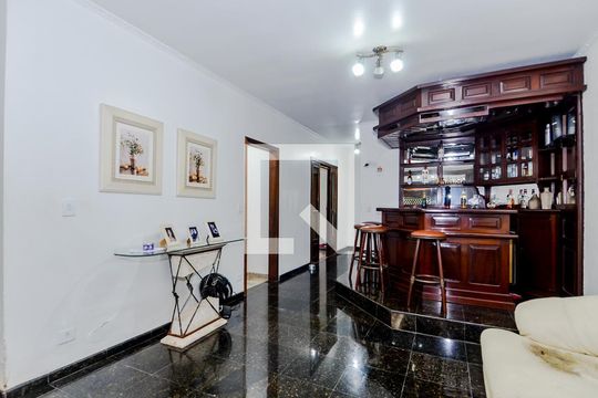 Sala de casa para alugar com 3 quartos, 326m² em Vila Harmonia, Guarulhos