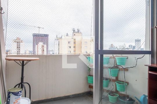 Sacada de apartamento para alugar com 2 quartos, 59m² em Vila Osasco, Osasco