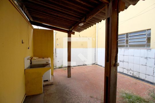 Área de Serviço de casa para alugar com 3 quartos, 300m² em Centro, Sorocaba