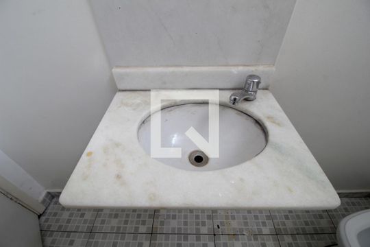 Lavabo de casa para alugar com 3 quartos, 300m² em Centro, Sorocaba