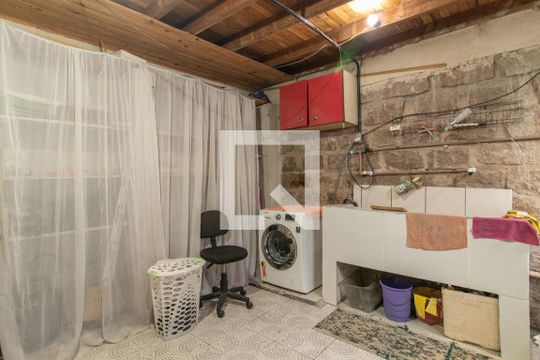 Área de Serviço de casa à venda com 2 quartos, 390m² em Vila Nova, Porto Alegre