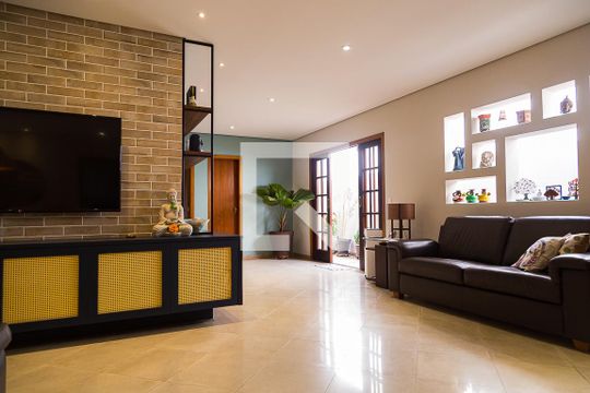 Sala de casa à venda com 3 quartos, 400m² em Vila Mascote, São Paulo