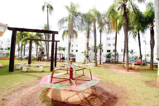 Área comum - Playground de apartamento para alugar com 2 quartos, 45m² em Vosoroca, Sorocaba
