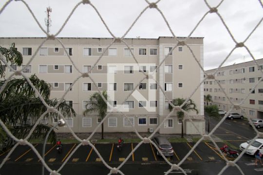 Vista da Sala de apartamento para alugar com 2 quartos, 45m² em Vosoroca, Sorocaba