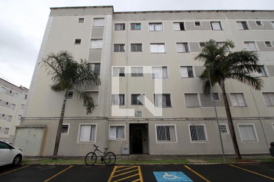 Fachada do Bloco de apartamento para alugar com 2 quartos, 45m² em Vosoroca, Sorocaba