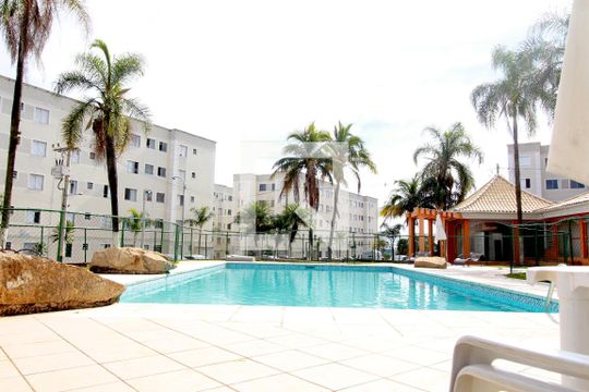 Área comum - Piscina de apartamento para alugar com 2 quartos, 45m² em Vosoroca, Sorocaba