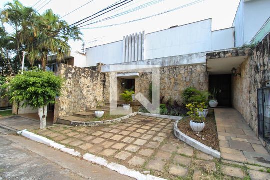Fachada da Casa de casa para alugar com 5 quartos, 750m² em Mooca, São Paulo