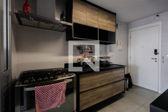 Cozinha de apartamento à venda com 3 quartos, 121m² em Pinheiros, São Paulo