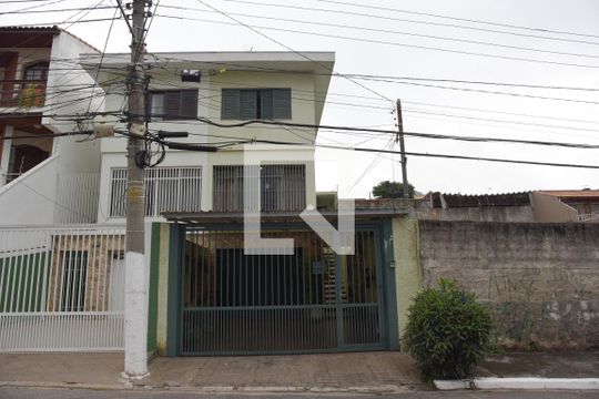 Fachada de casa à venda com 3 quartos, 150m² em Jardim Consórcio, São Paulo