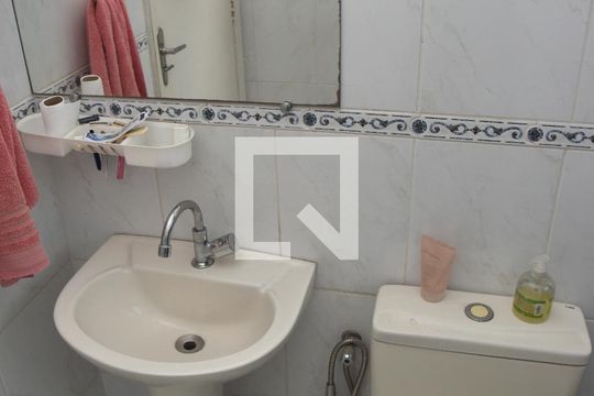 Banheiro da Suíte de casa à venda com 3 quartos, 150m² em Jardim Consórcio, São Paulo