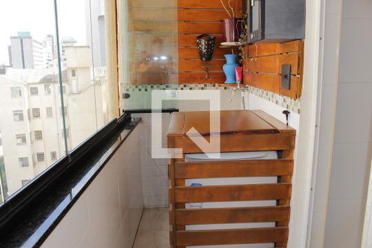 Sacada de apartamento à venda com 3 quartos, 83m² em Vila Buarque, São Paulo