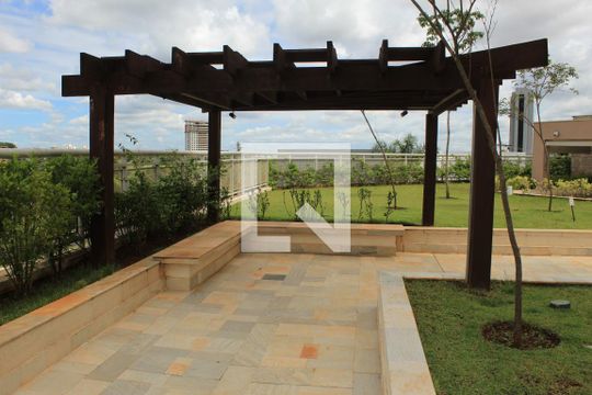 Área comum de apartamento para alugar com 3 quartos, 115m² em Jardim Karaíba, Uberlândia