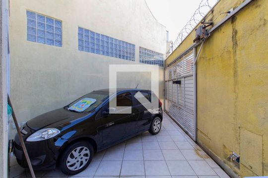 Garagem de casa à venda com 4 quartos, 110m² em Jardim Maringá, São Paulo
