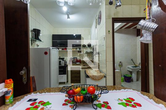Cozinha de apartamento à venda com 2 quartos, 90m² em Fonseca, Niterói