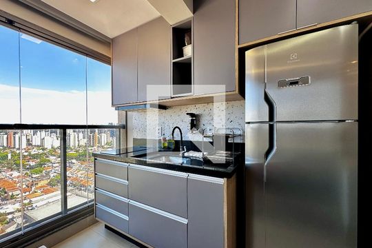 Cozinha de kitnet/studio à venda com 0 quarto, 25m² em Santo Amaro, São Paulo
