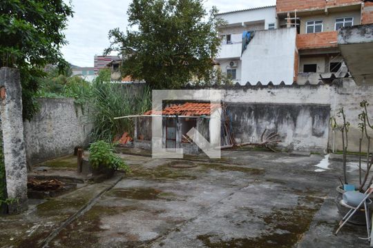 Quintal de casa à venda com 3 quartos, 600m² em Taquara, Rio de Janeiro